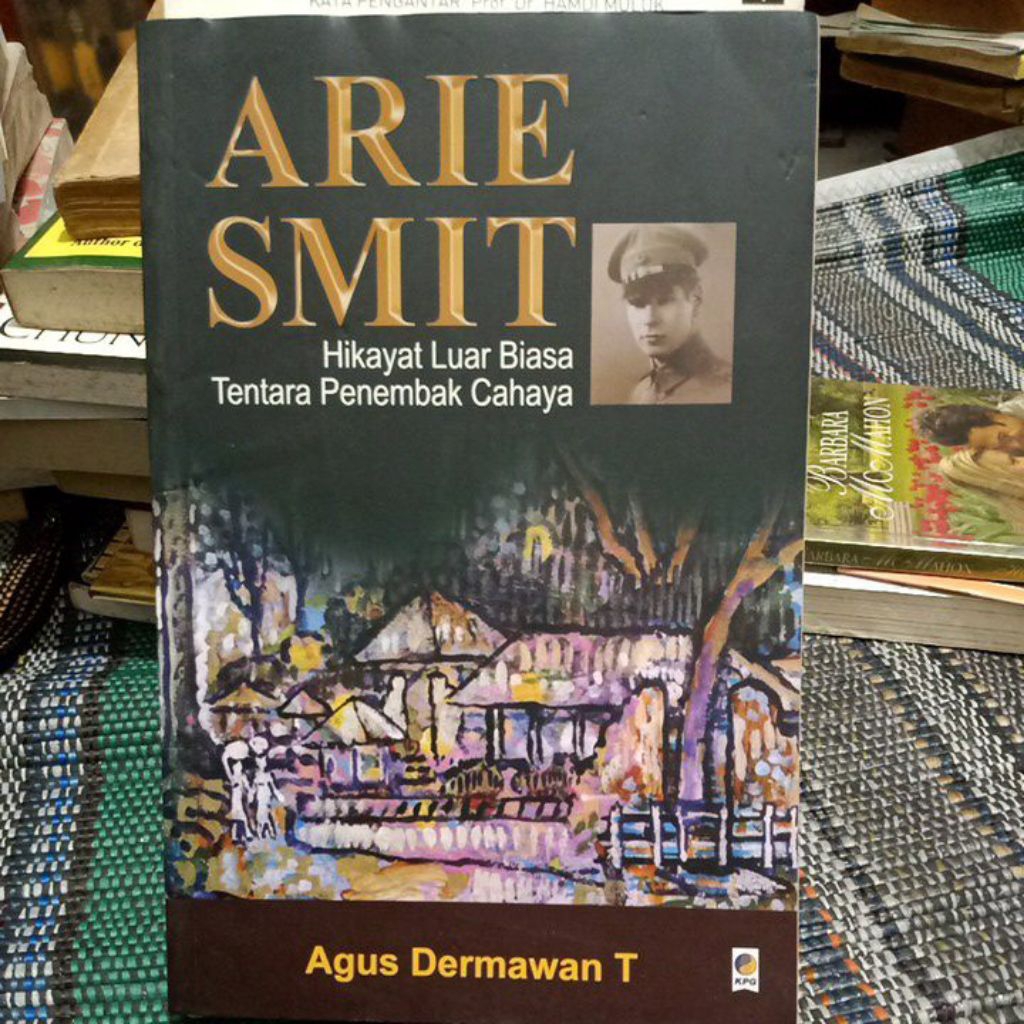 BUKU ARIE SMIT AGUS DERMAWAN T