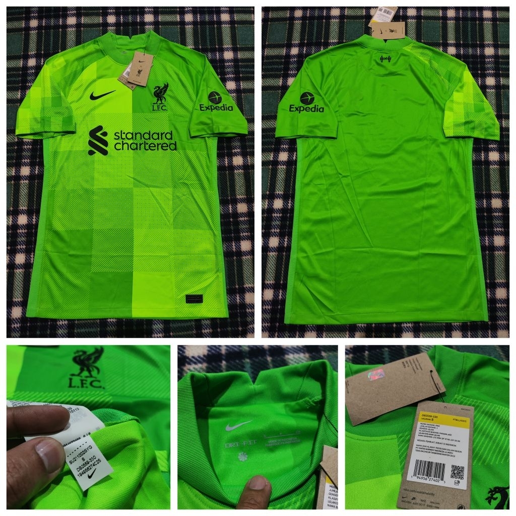 jersey baju bola liverpool LFC kiper green hijau small limited edition rare