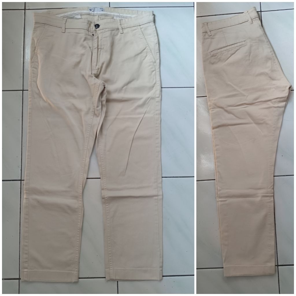 preloved celana chino pria cream size 32