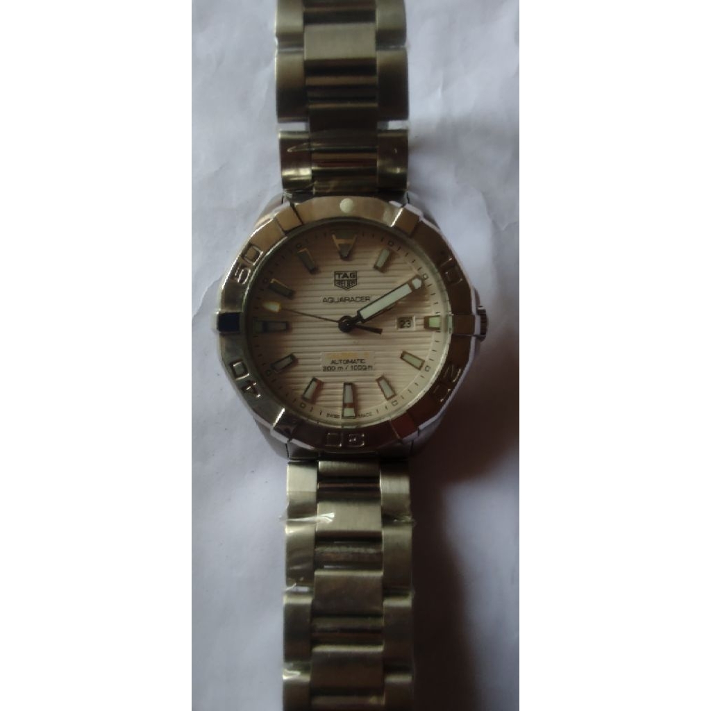 Jam tangan TagHeu#r Aquaracer otomatis