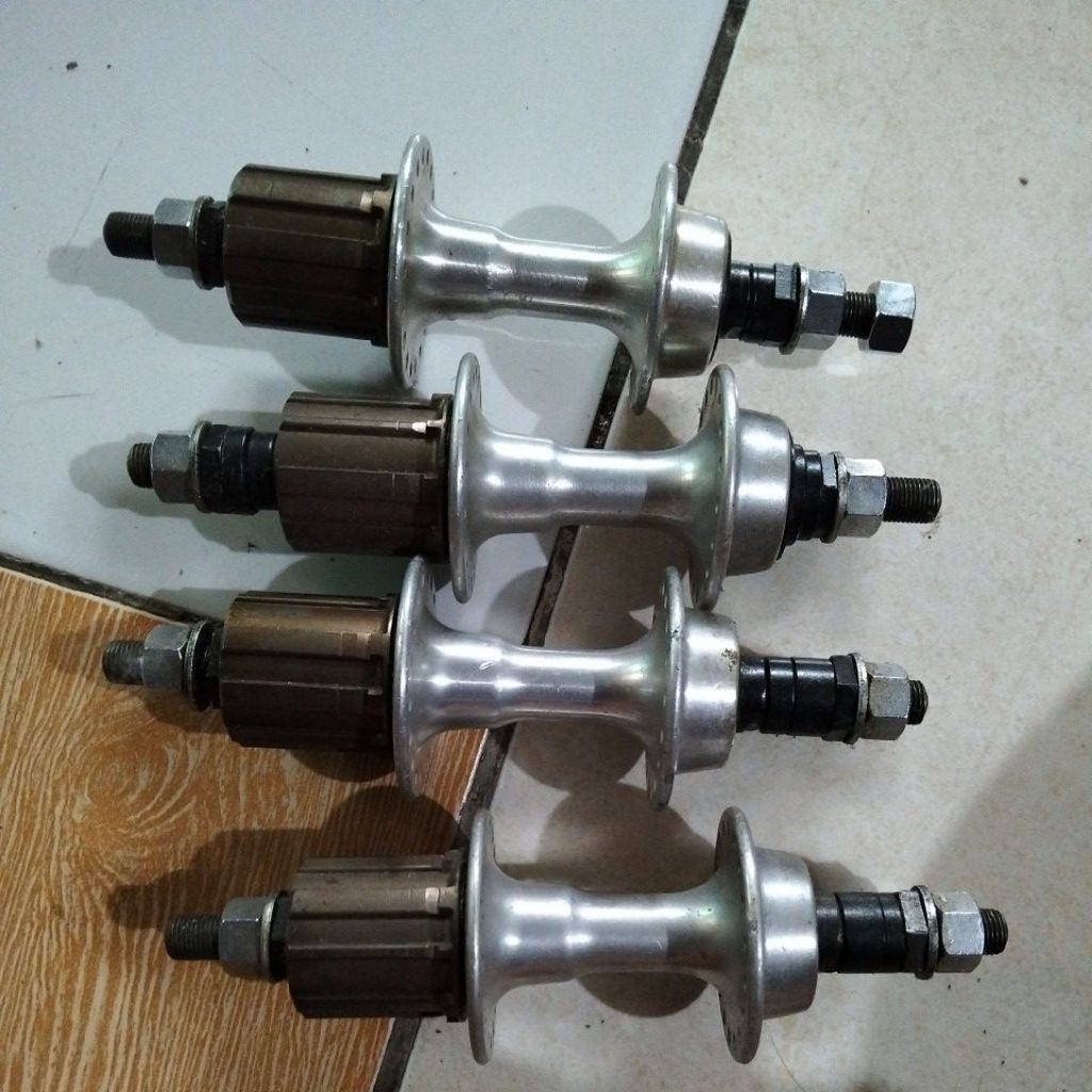 Shimano hub exage hg50 36 hole vintage