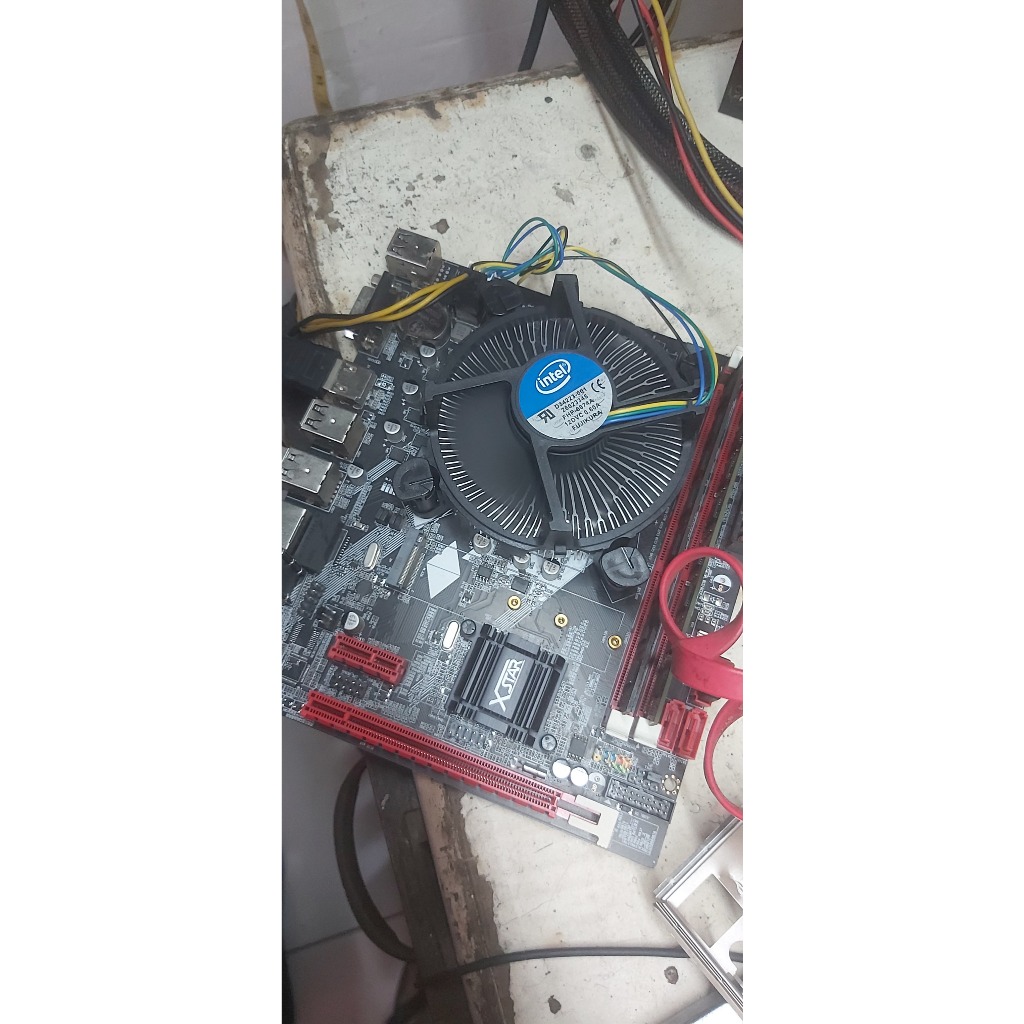 Paketan Core I5 2400 + Motherboard X-Star H61 + Ram 8 GB Dual Channel VGEN + Fan Baru Mobo Mulus 99.
