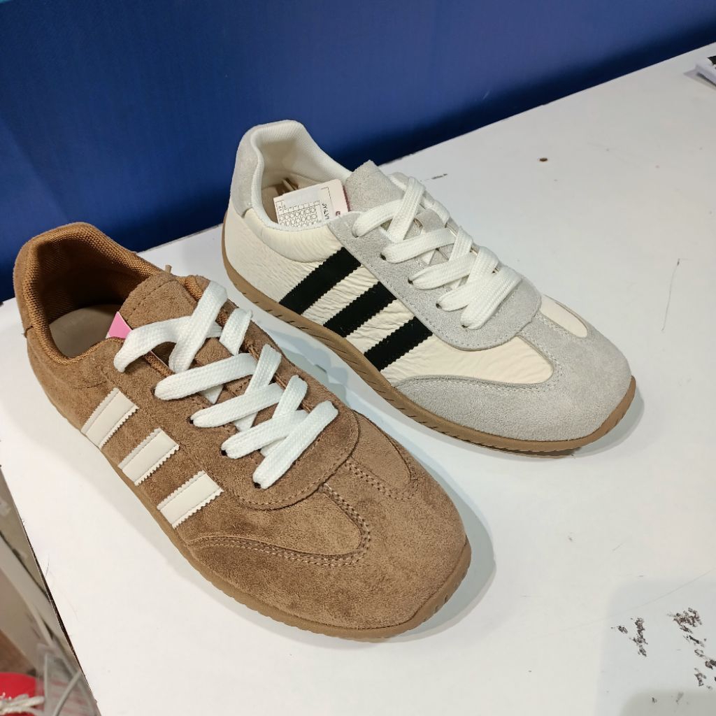 sepatu wanita sneakers LAWRENSIA original