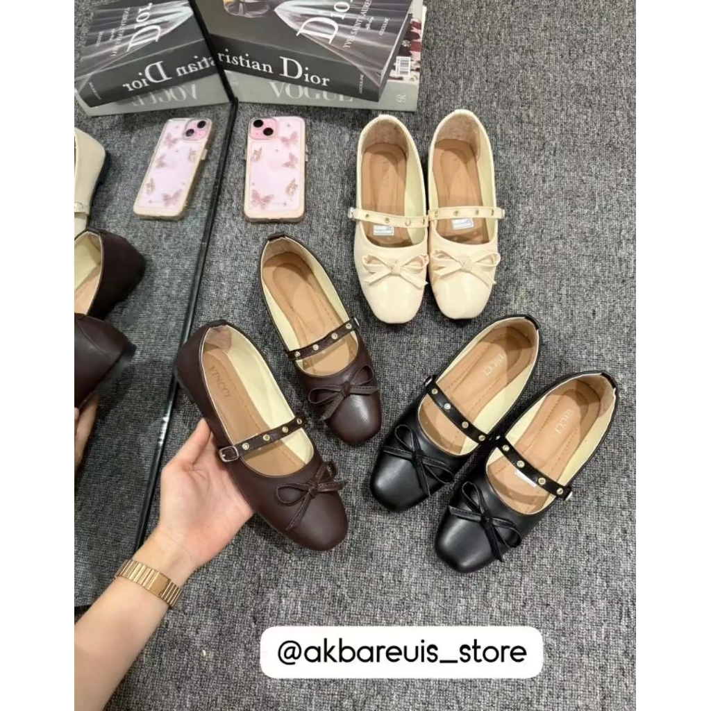 Sepatu Tali Lubang Vinnci