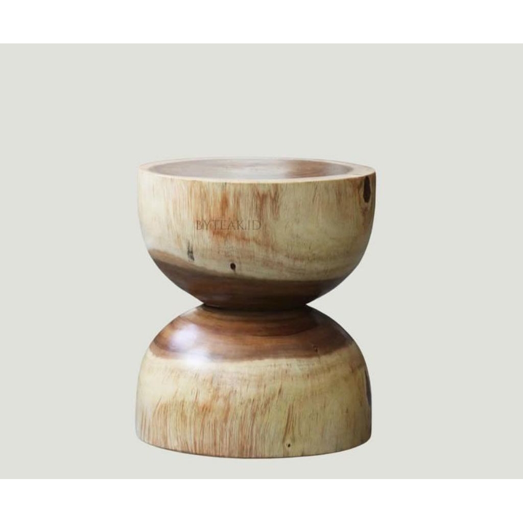 stool kayu trembesi solid bubut/stool kayu estetik/stool kayu suar utuh/stool kayu bulat utuh/stool 