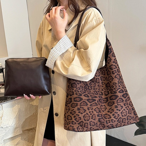 tas wanita motif macan tutul/Tas jinjing motif macan tutul/Tas Tote Kapasitas Besar/Tas Bahu Selempa