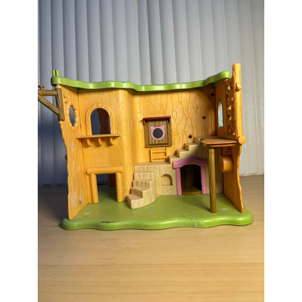 Diorama rumah hamtaro