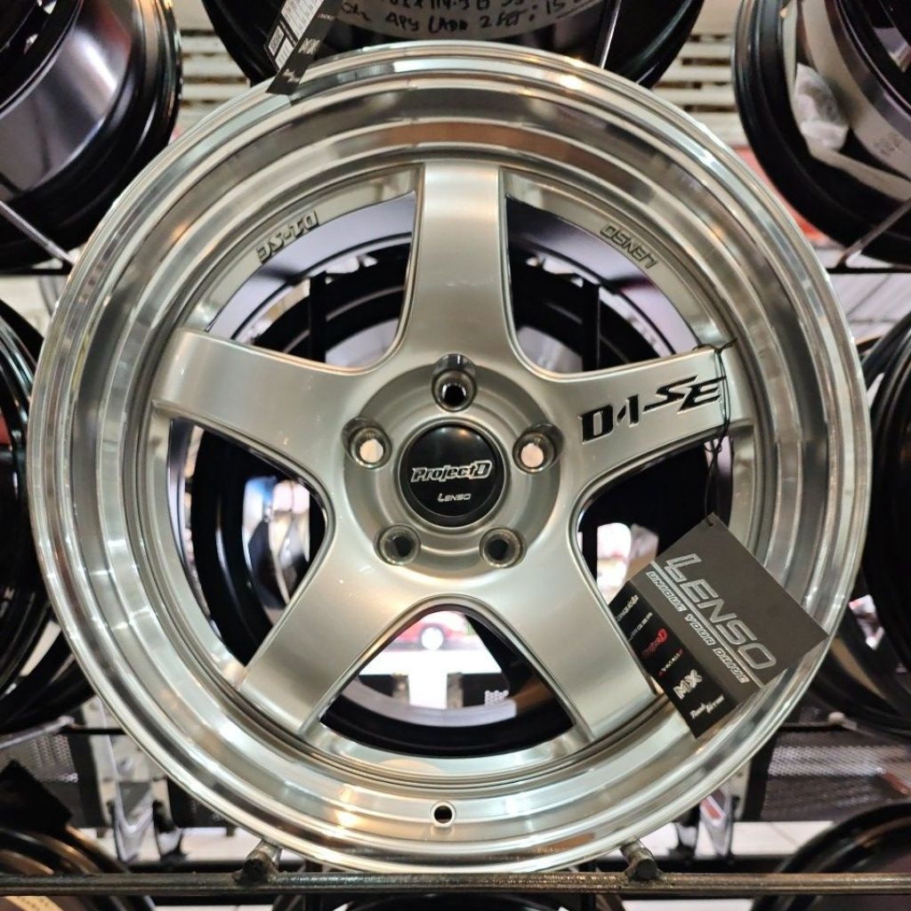 Velg Mobil Ring 18 Lenso D1 SE Hyper Silver PCD 5x114,3 untuk HRV Civic CRV Camry Accord