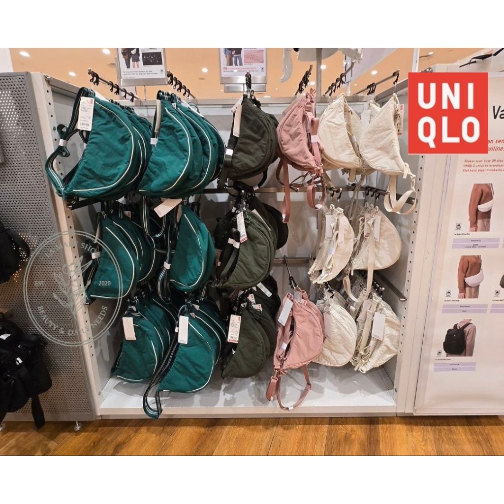 (READY STOCK) - UNIQLO Round Ultra Mini Bag (Water Repellent) / Uniqlo Ultra Mini Bag / Uniqlo Mini 
