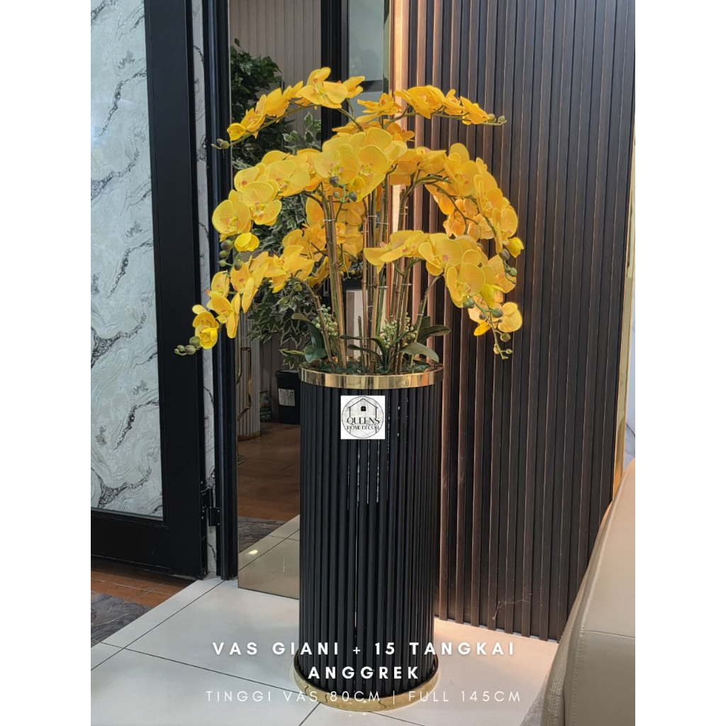 Pajangan Vas dan bunga sudut ruangan / Flower Pot Emerald Flowers