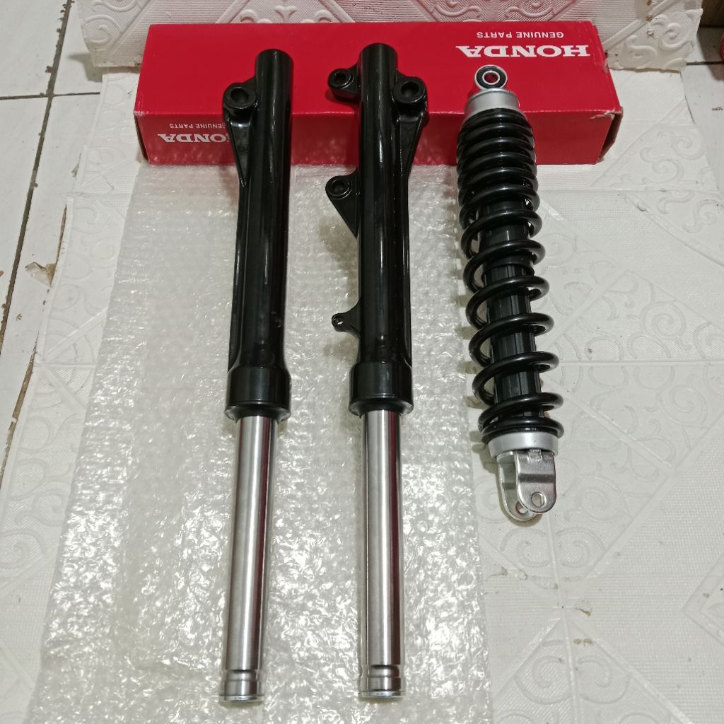 Shock Belakang+Shock Depan Tabung Vario 125 Old Vario Techno 125 Vario 150 Old