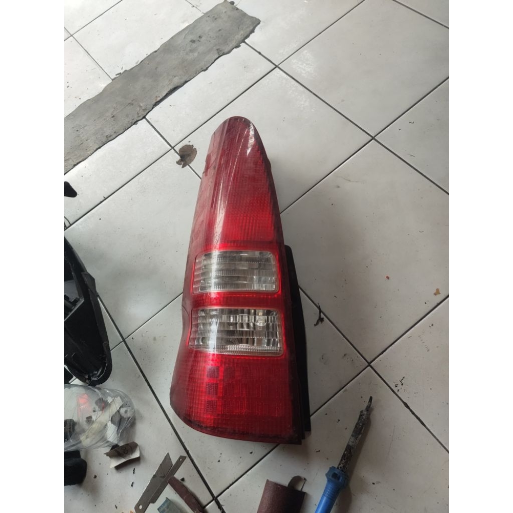 stoplamp nissan serena c24 original