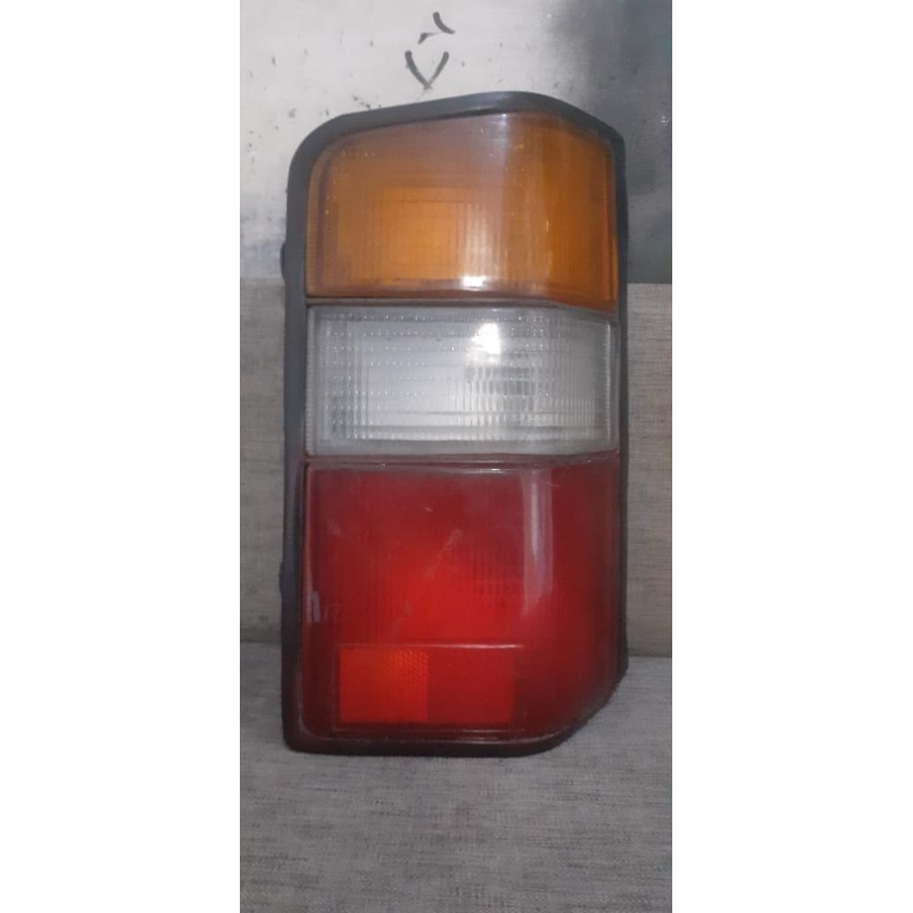 Stop Lamp Stoplamp Lampu Belakang Mitsubishi COLT L300 New Armada 1987 - 1994 Station Wagon Minibus 