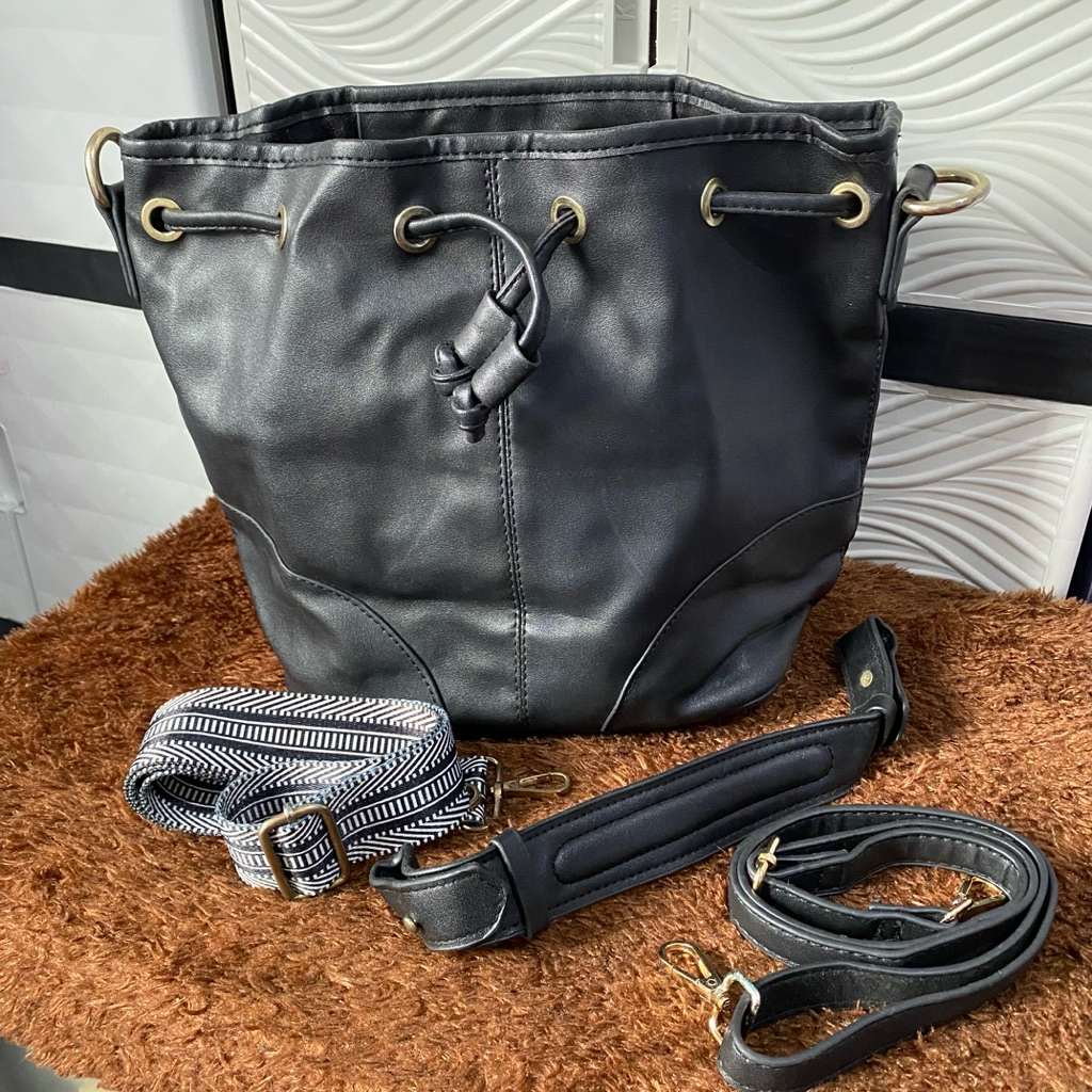 Preloved bucket bag tas serut wanita