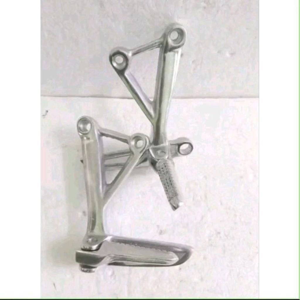 dudukan postep belakang cb150r old ,cb150 r lama . akcesoris motorcycle