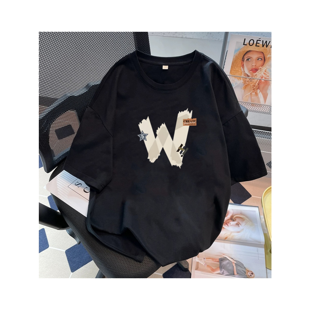 Kaos longgar lengan pendek pria dengan motif W besar Desain gaya jalanan yang keren kaos pasangan be