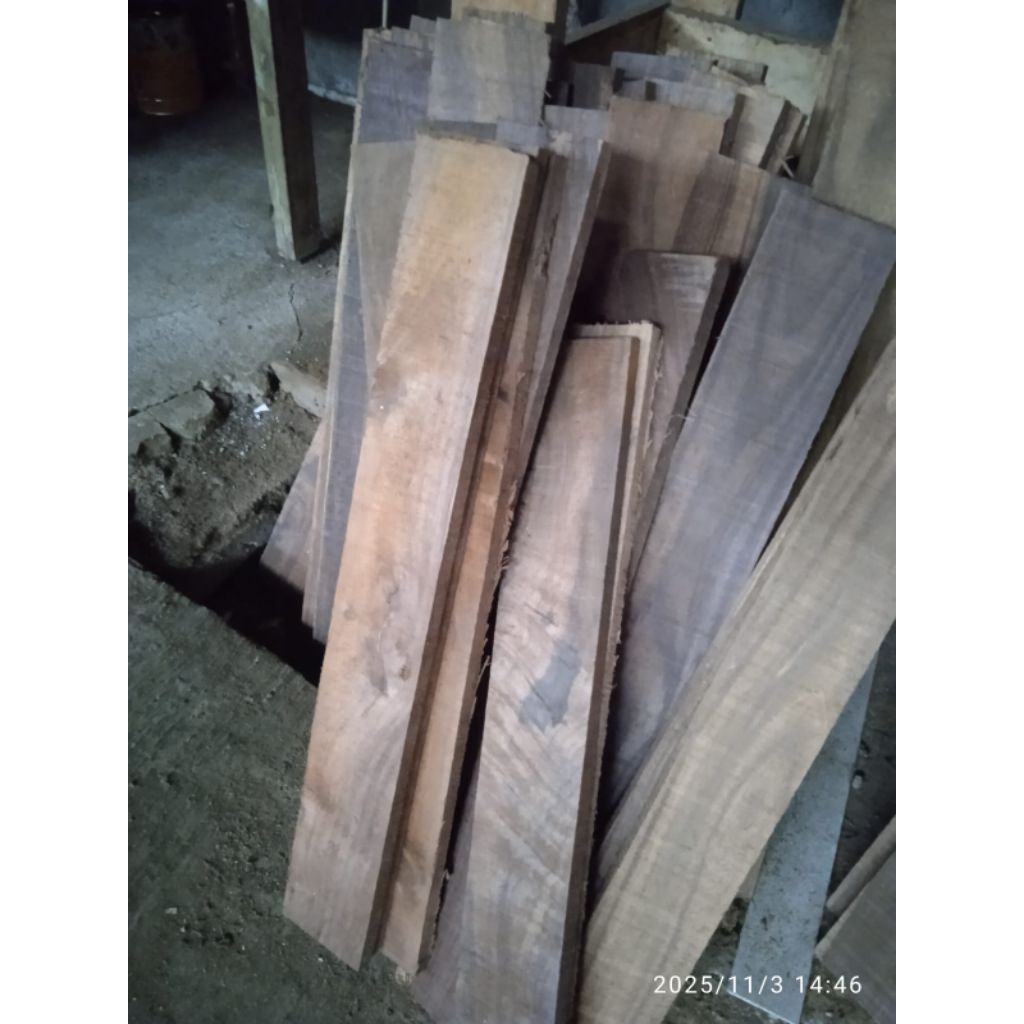papan kayu sonokeling