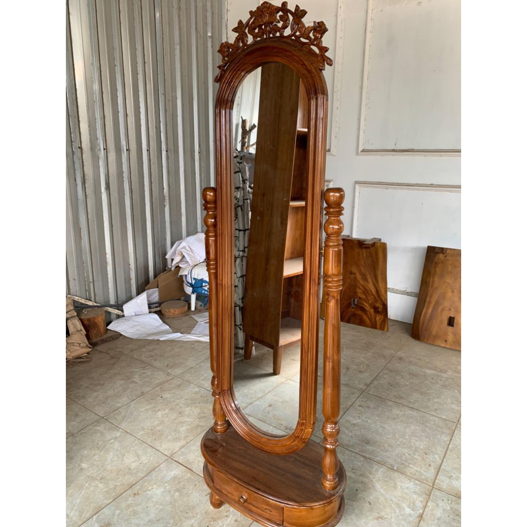 CERMIN KAYU JATI MINIMALIS