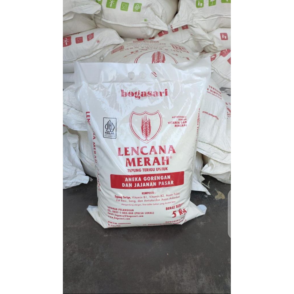 1 sak kemasan 5 kg tepung terigu lencana merah tepung gorengan jajanan pasar murah lebih hemat ekono