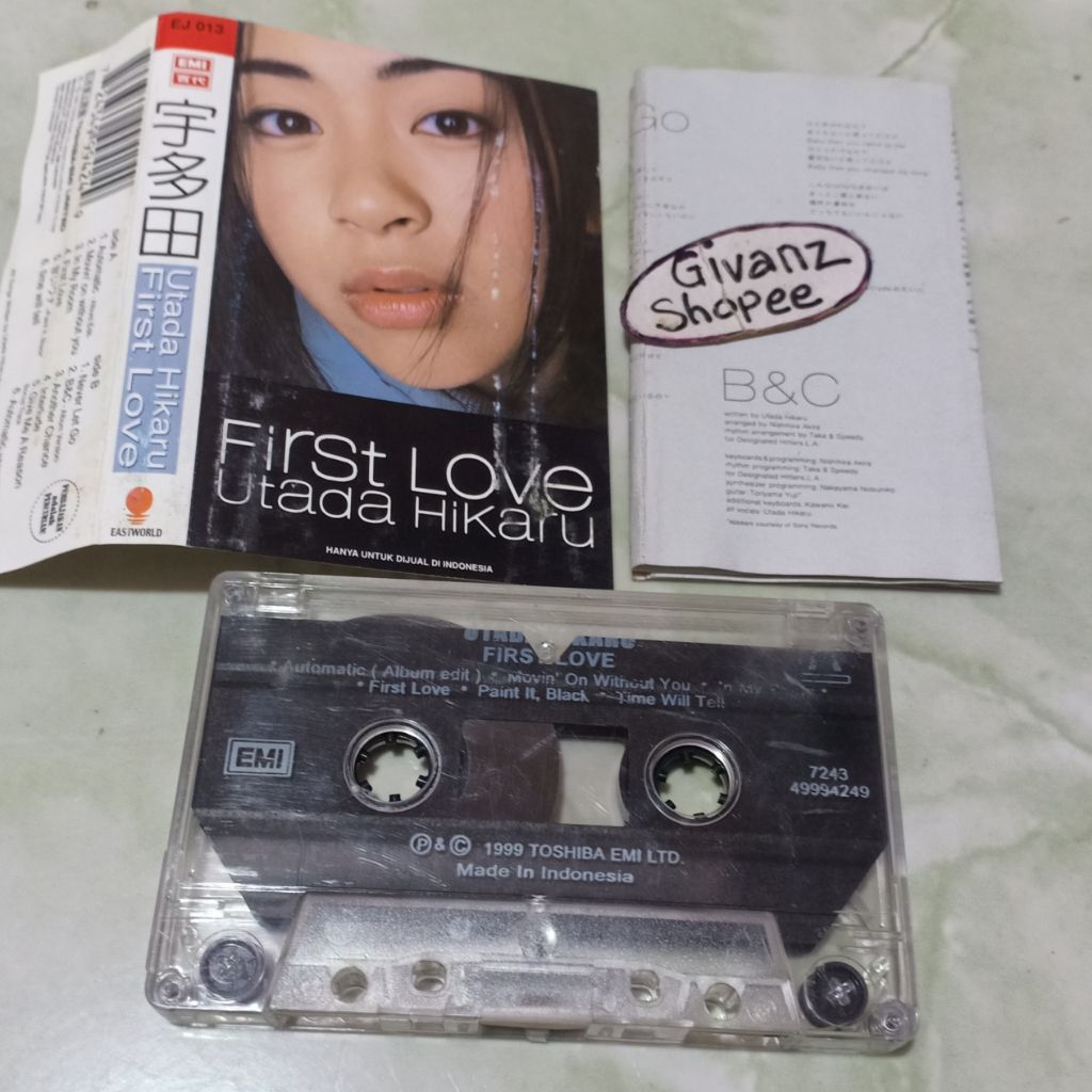 kaset pita Utada Hikaru - First Love