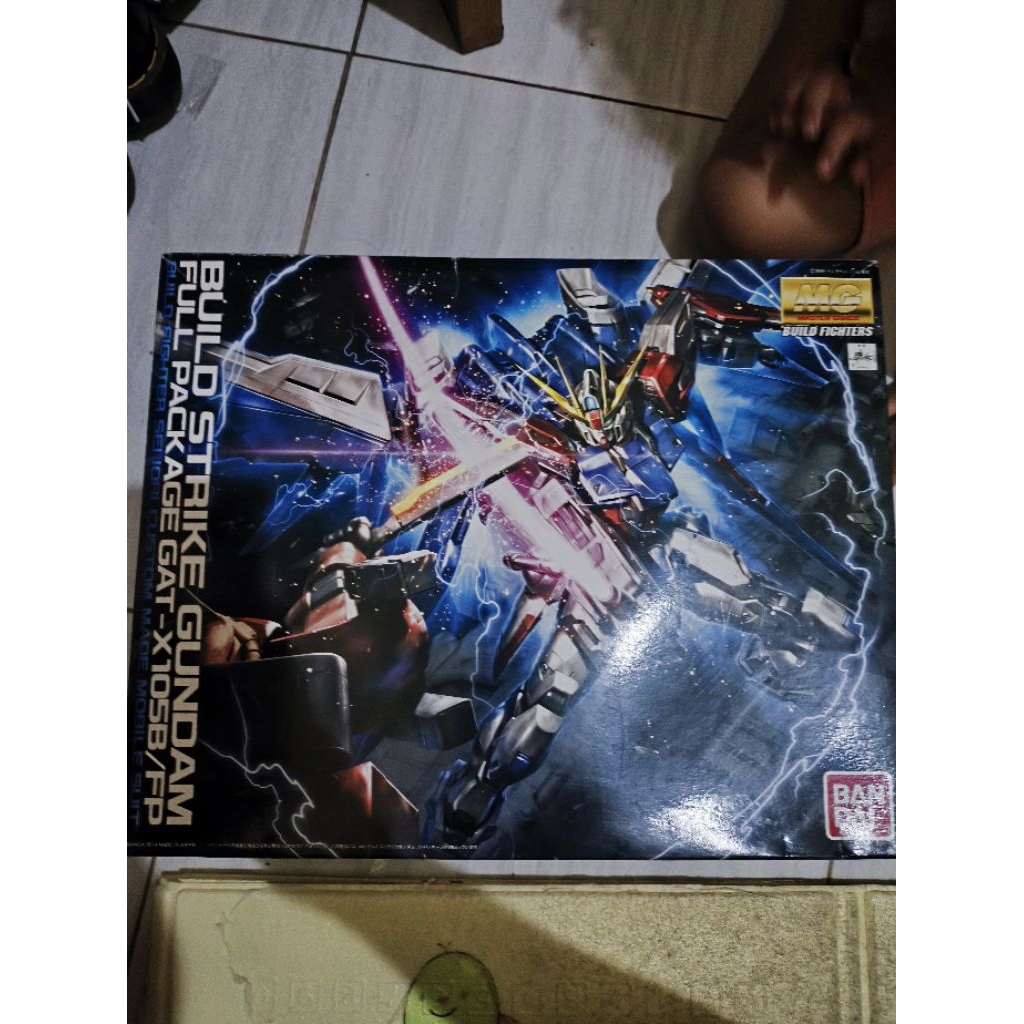 MG Build Strike Gundam Full Package
