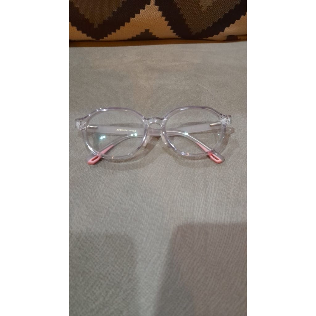 kacamata progresif  minus 0. positif 1.5