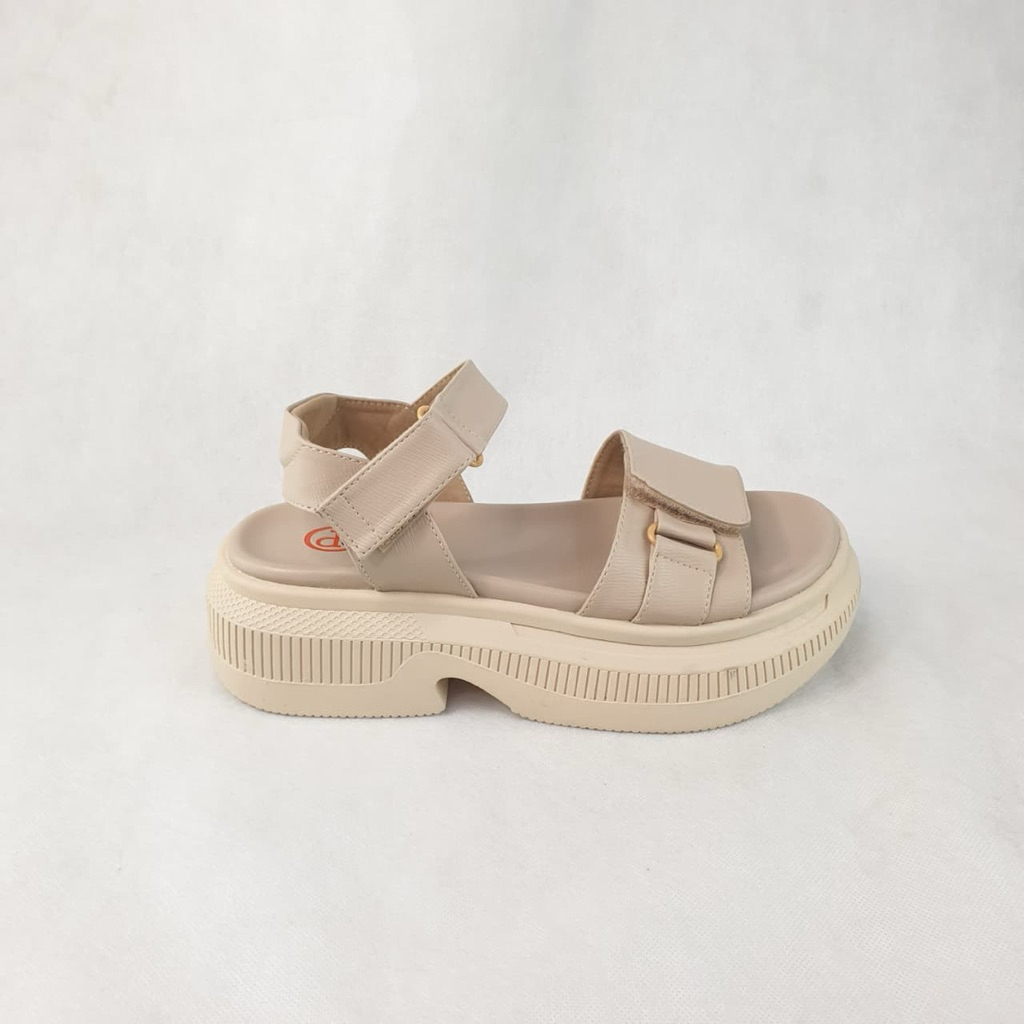 ISM - Donatello/OI.62552 Sandal Wedges Simple Wanita - Sepatu Sandal Wedges Wanita