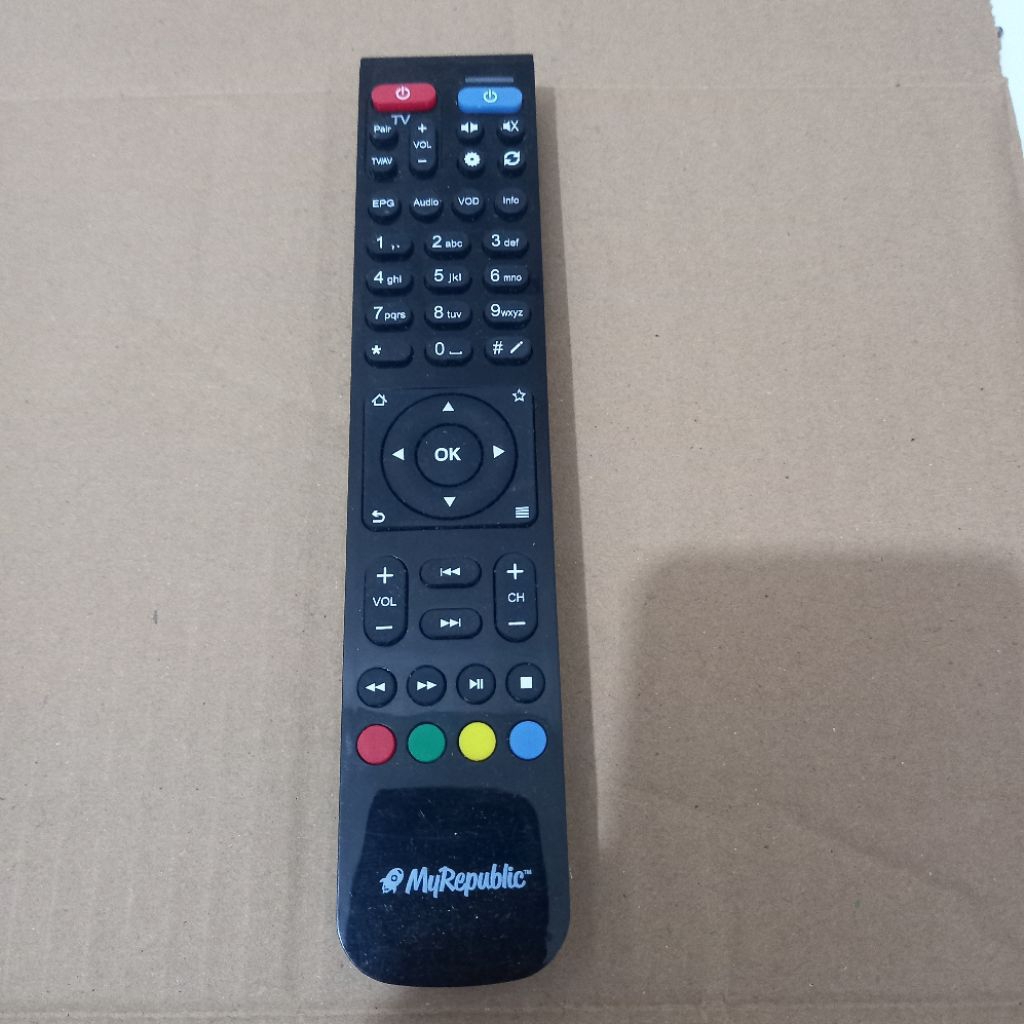 Remote Remot TV STB MyRepublic Original Asli . Warna Hitam .