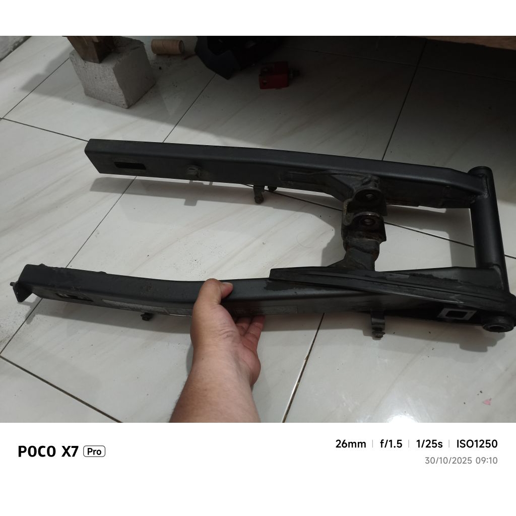 swing arm new cb150R