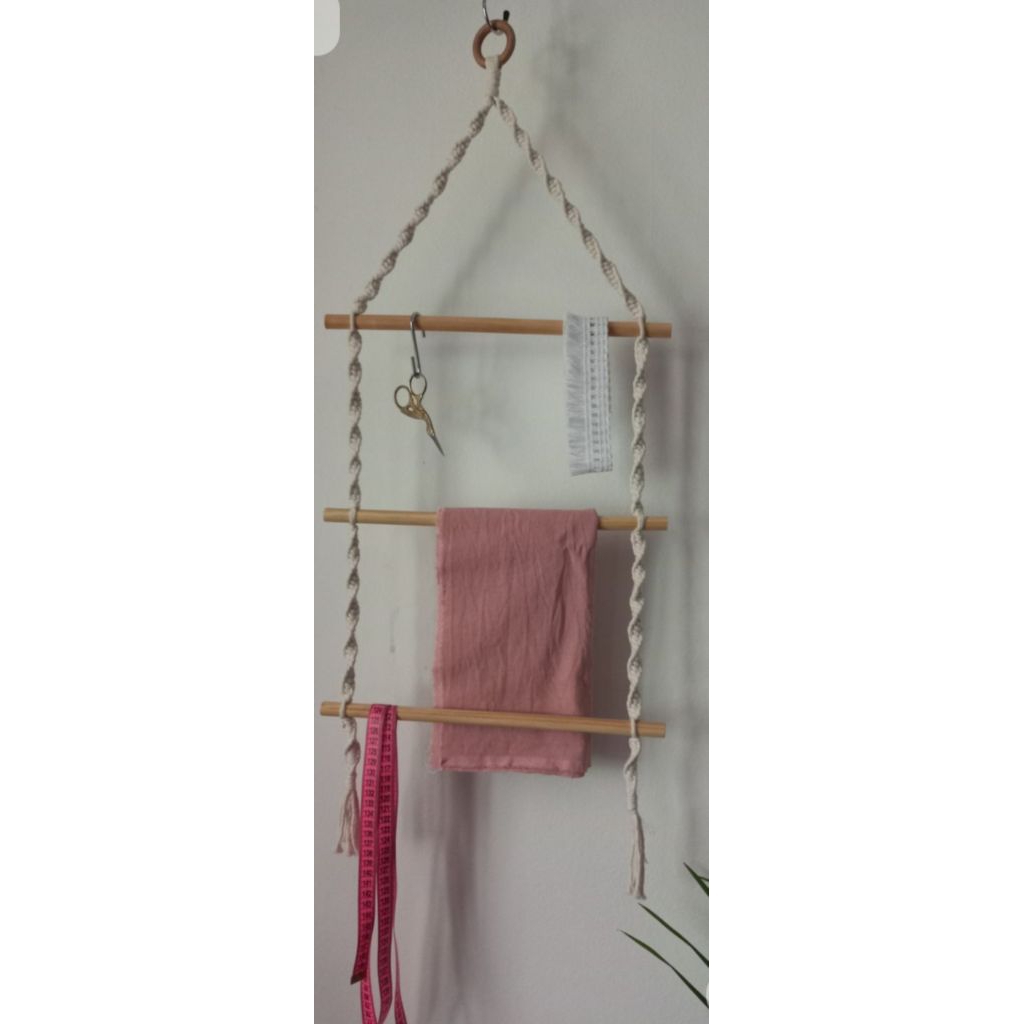 Gantungan jilbab aesthetic gantungan jilbab macreme