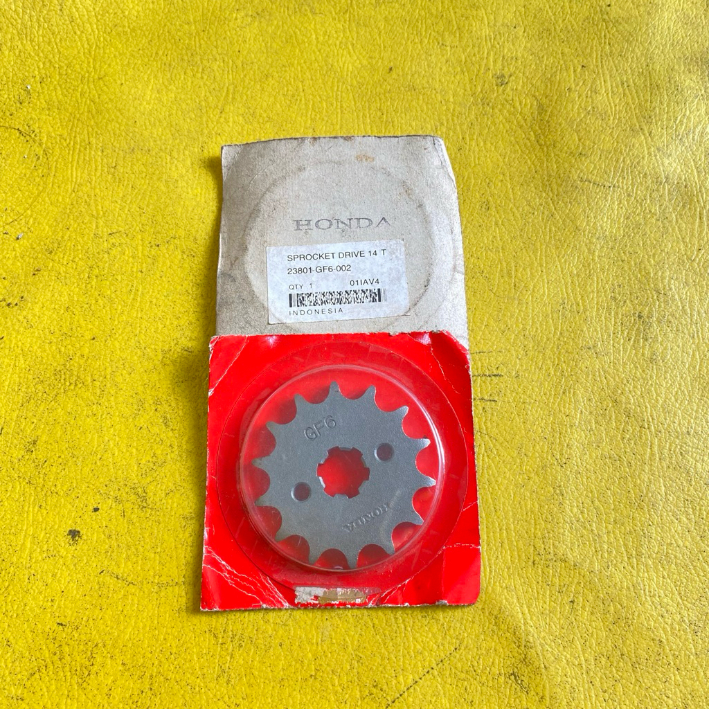 gear gir depan 14T Honda Astrea grand legenda Supra Win Revo 110 original AHM 23801-GF6-002