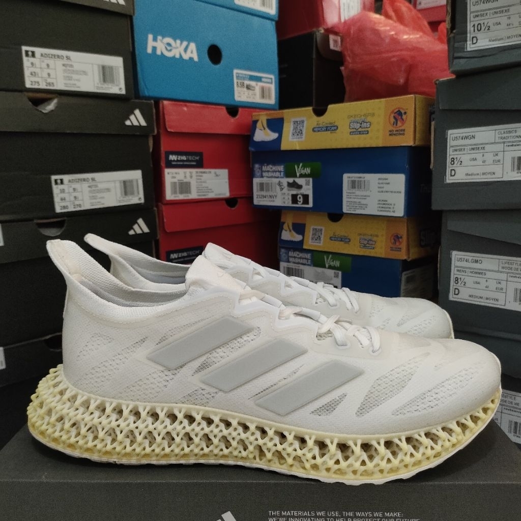 SEPATU LARI ADIDAS 4D FWD ORIGINAL RESMI ADIDAS  IG8987 SEPATU ADIDAS RUNNING SEPATU RUNNING