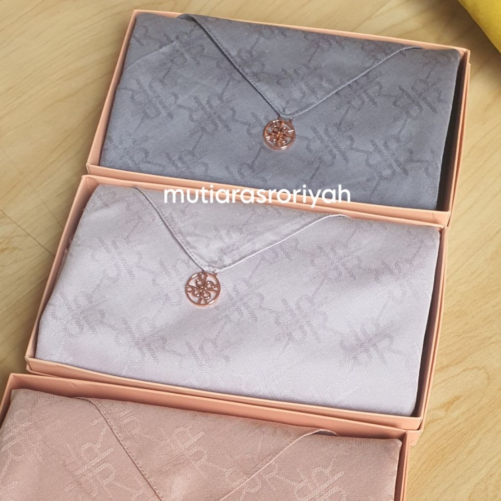 READY STOCK Ria Miranda Scarf Galea Monogram Emboss Logo 4R Riamiranda Lawas Charcoal Silver Dark So