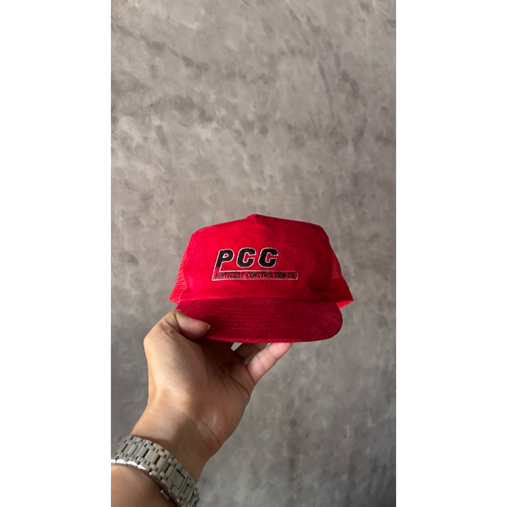 topi vintage corduroy