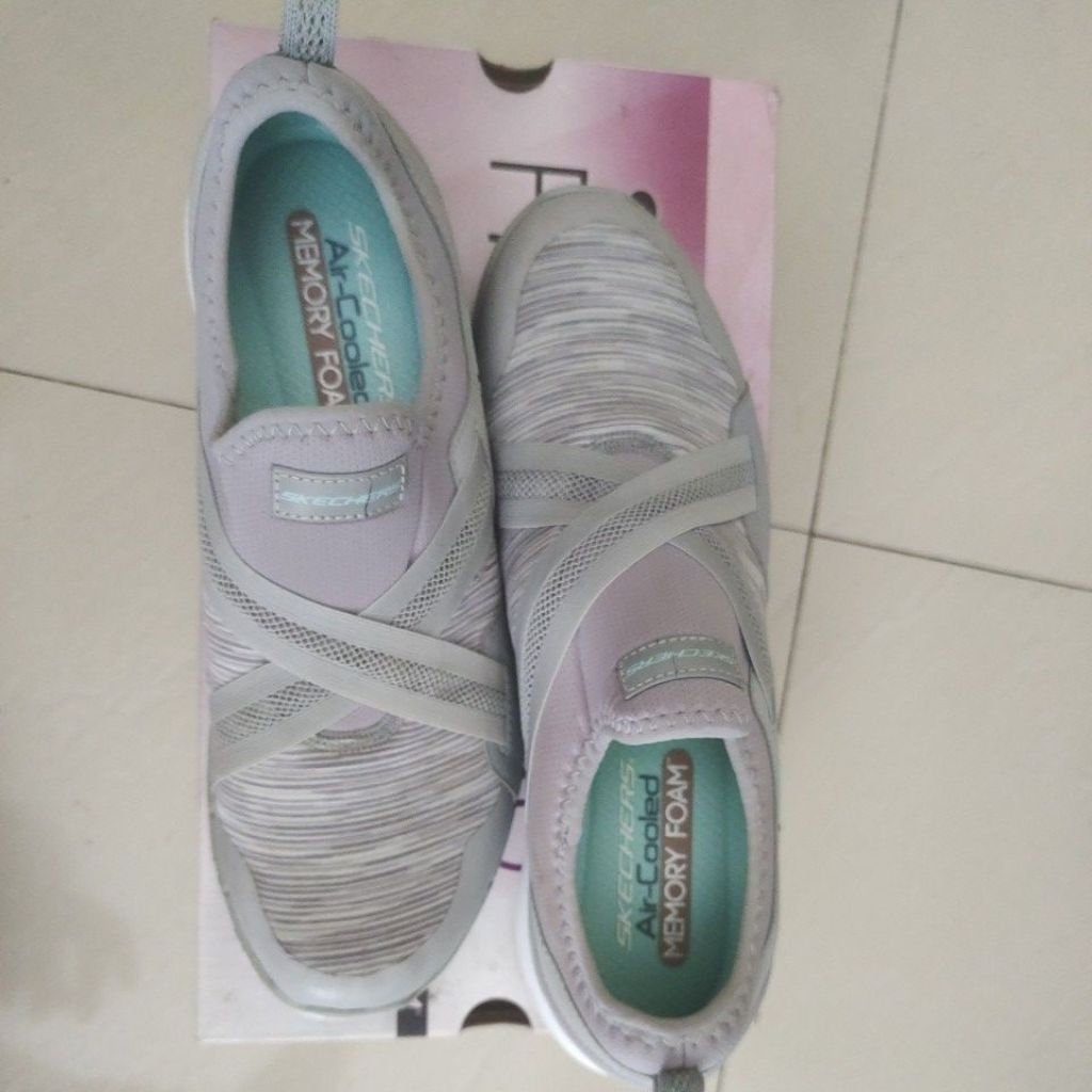 Skechers Flex Appeal 3.0 abu gray size 39 us 9.5