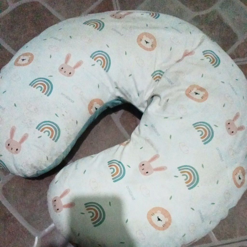 [PRELOVED] Omiland Bantal Menyusui Rainbow series
