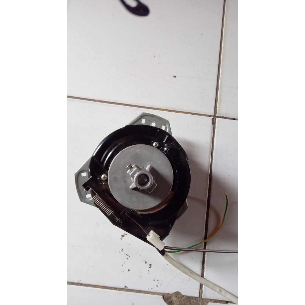 dinamo sepin  mesin cuci sharp (ori copotan)bekas 1set .