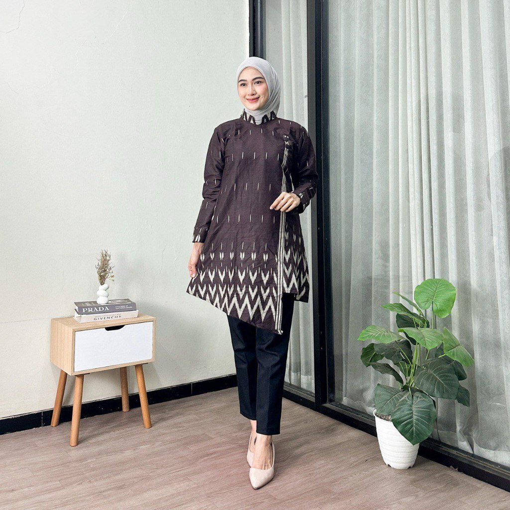 Tunik Azura / Baju Batik Modern Wanita / Atasan Batik Modis / Blouse Batik Trendy