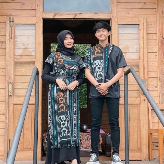 ZUTHO Couple Dress Kemeja Tenun Aurora Tengkorak Sarimbit Pria Wanita Kondangan Etnik Songket Jepara
