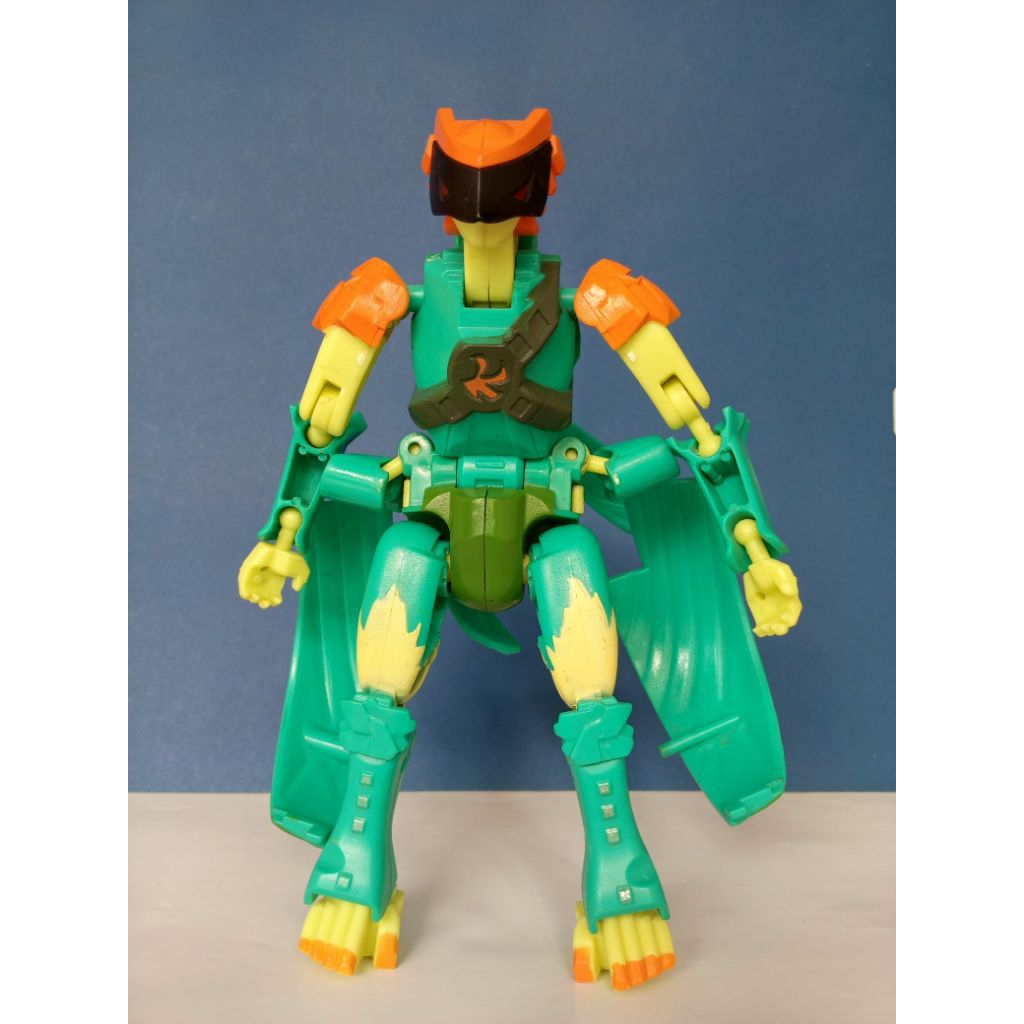 Bakugan Hawktor figure
