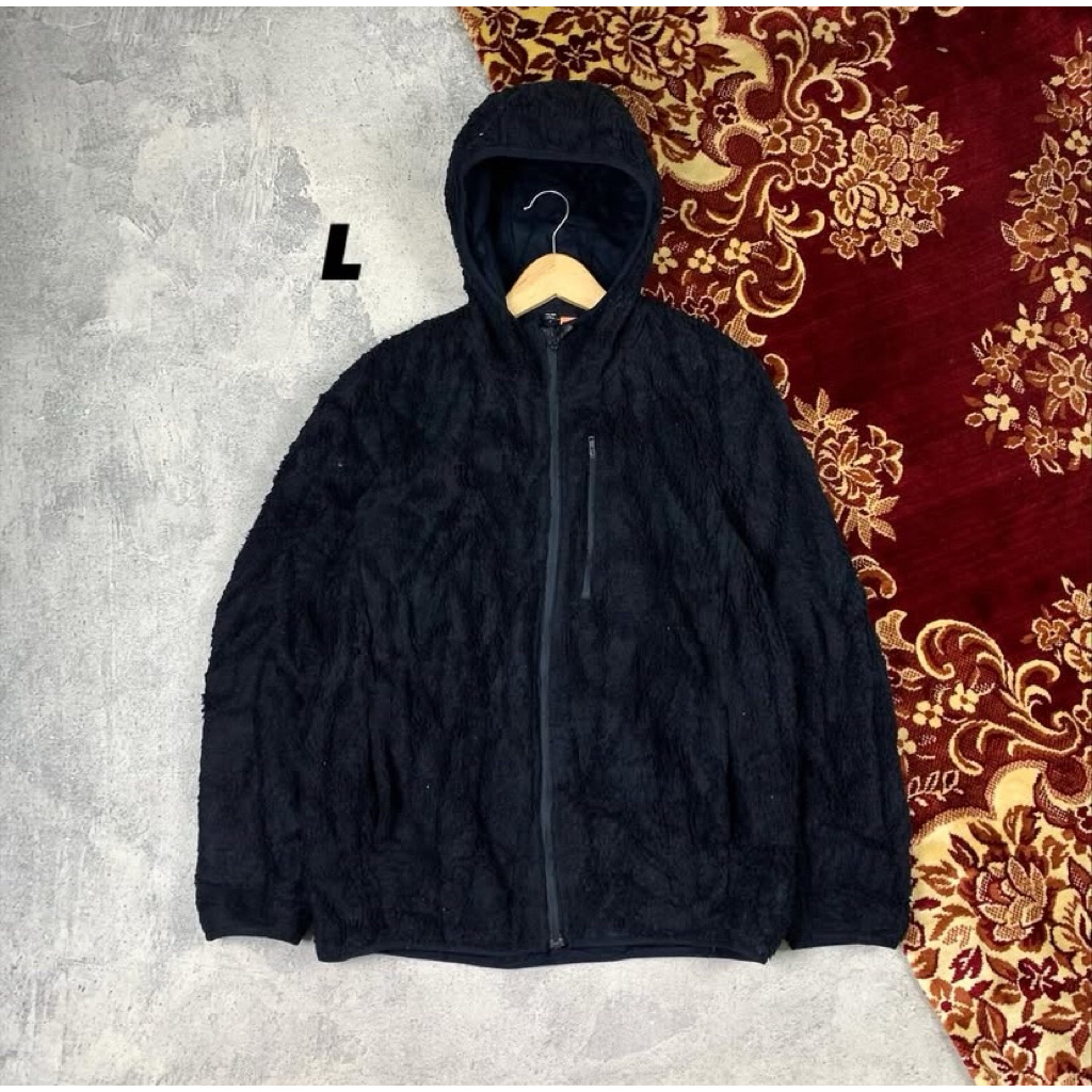 Uniqlo Fleece Hoodie (CNV 11)