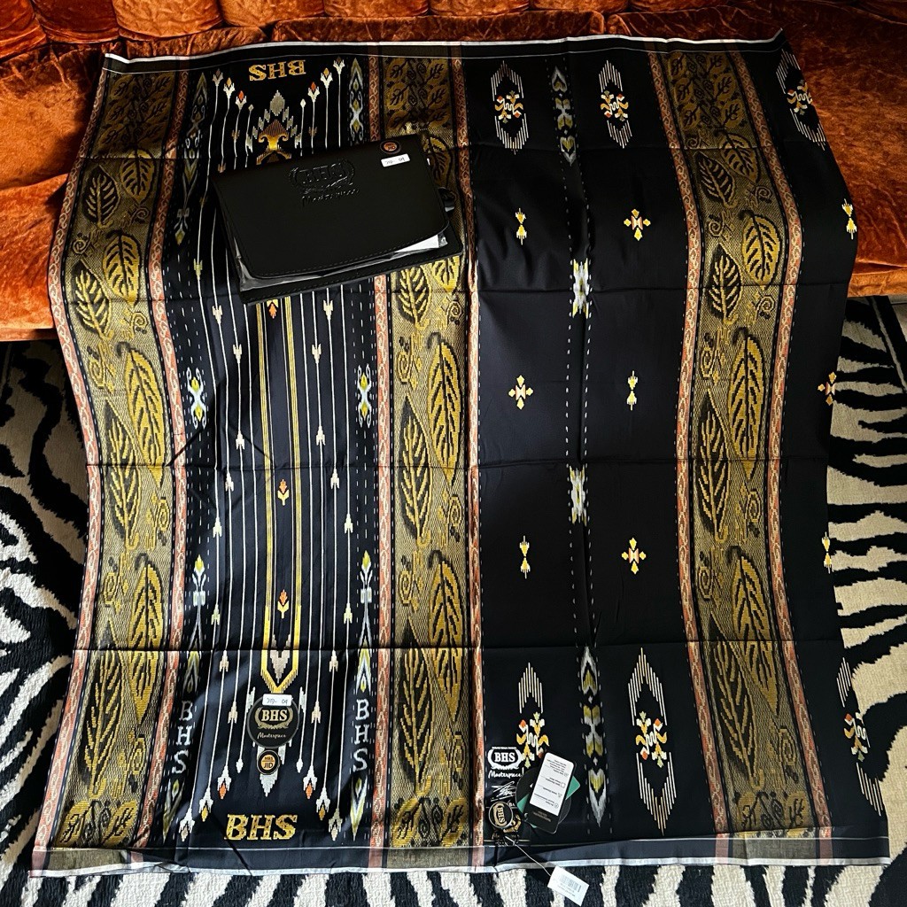 BHS Masterpiece SGE Grade Gold Sutra Hitam Original/Sarung Bhs/Terbaru/Termurah/Bisa COD