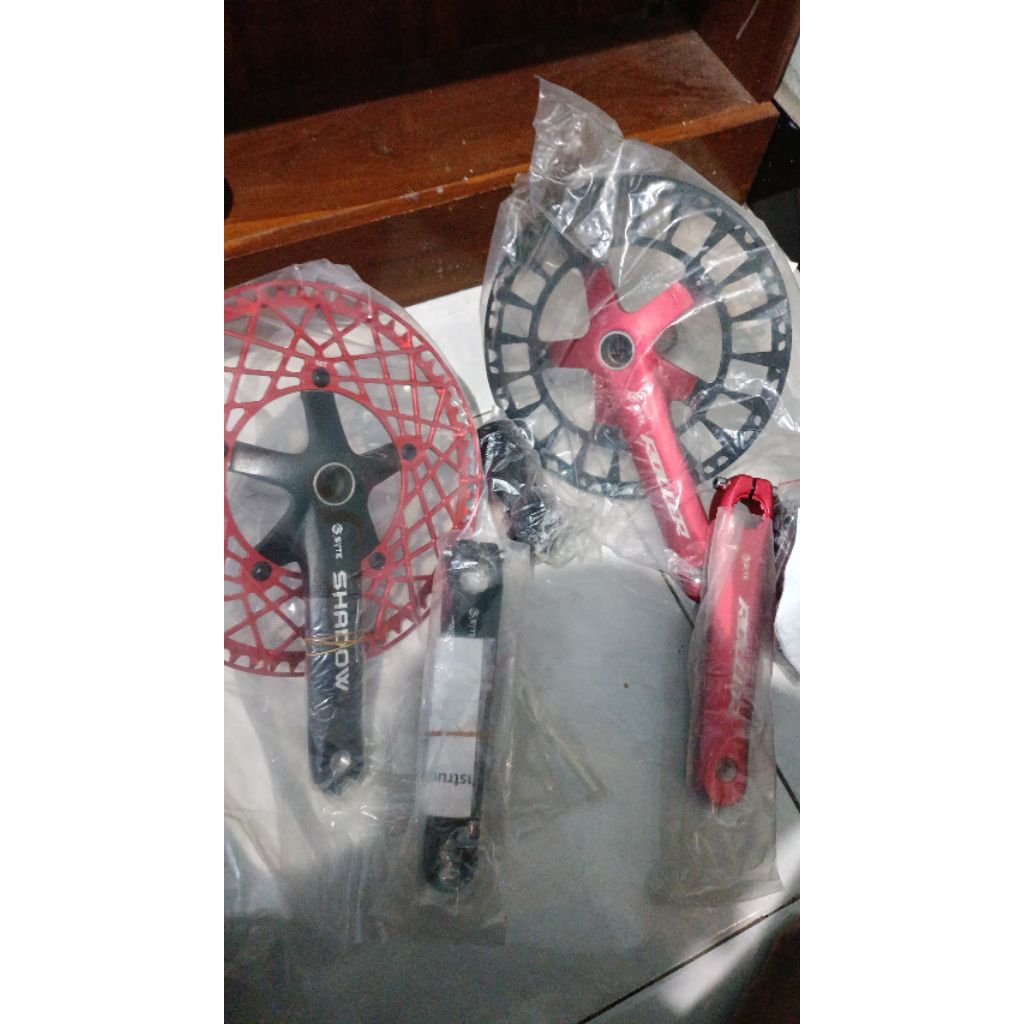 crankset + bb  merk syte