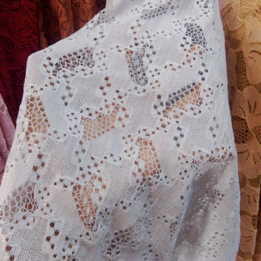 Kain Brokat Semi Prancis Lace Putih Meteran | Bahan Kebaya Modern Gaun Pesta Pengantin Lbt