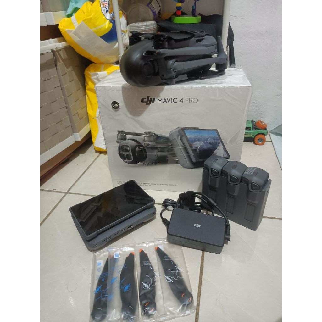 Dji Mavic 4 Pro Fly More Combo