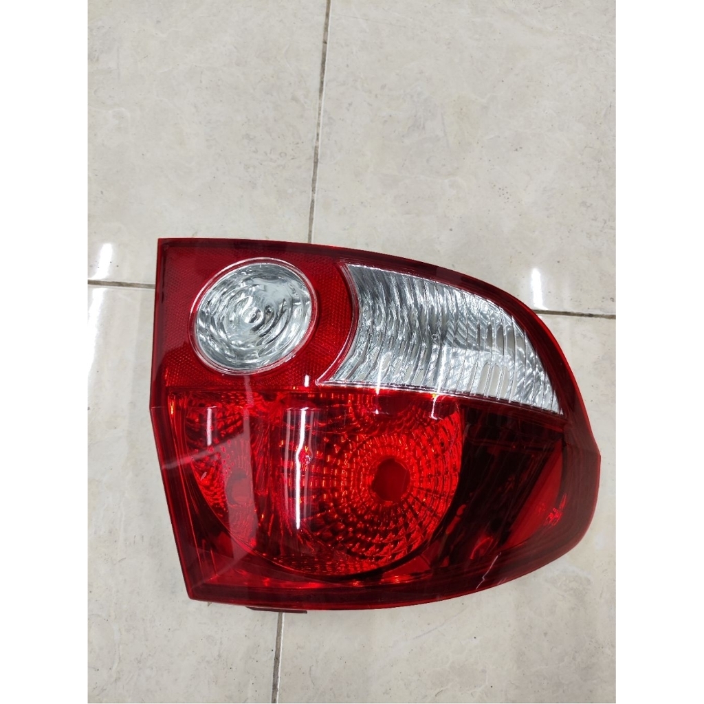 LAMPU BELAKANG KIRI HYUNDAI GETZ
