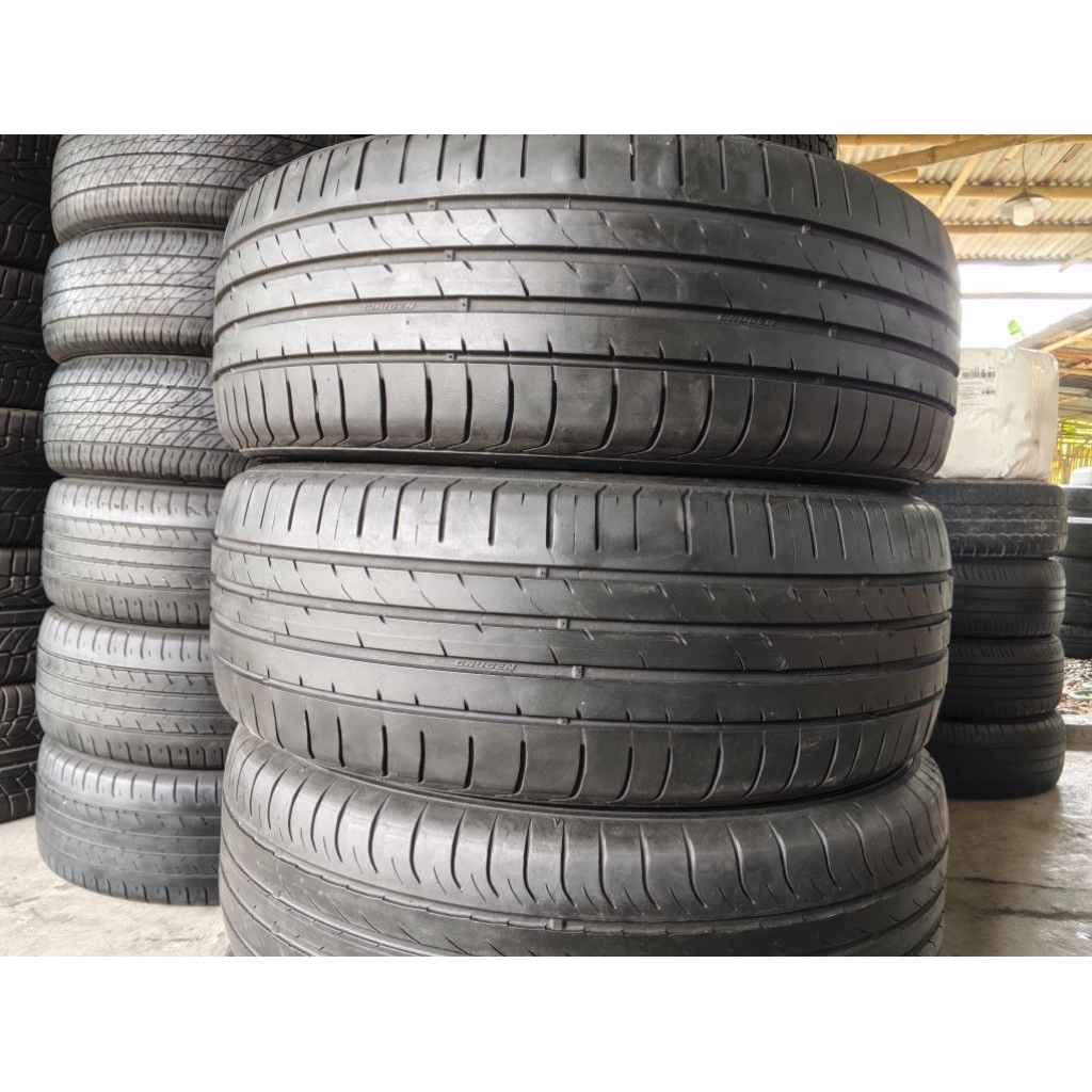 BAN DUNLOP 235 60 R18