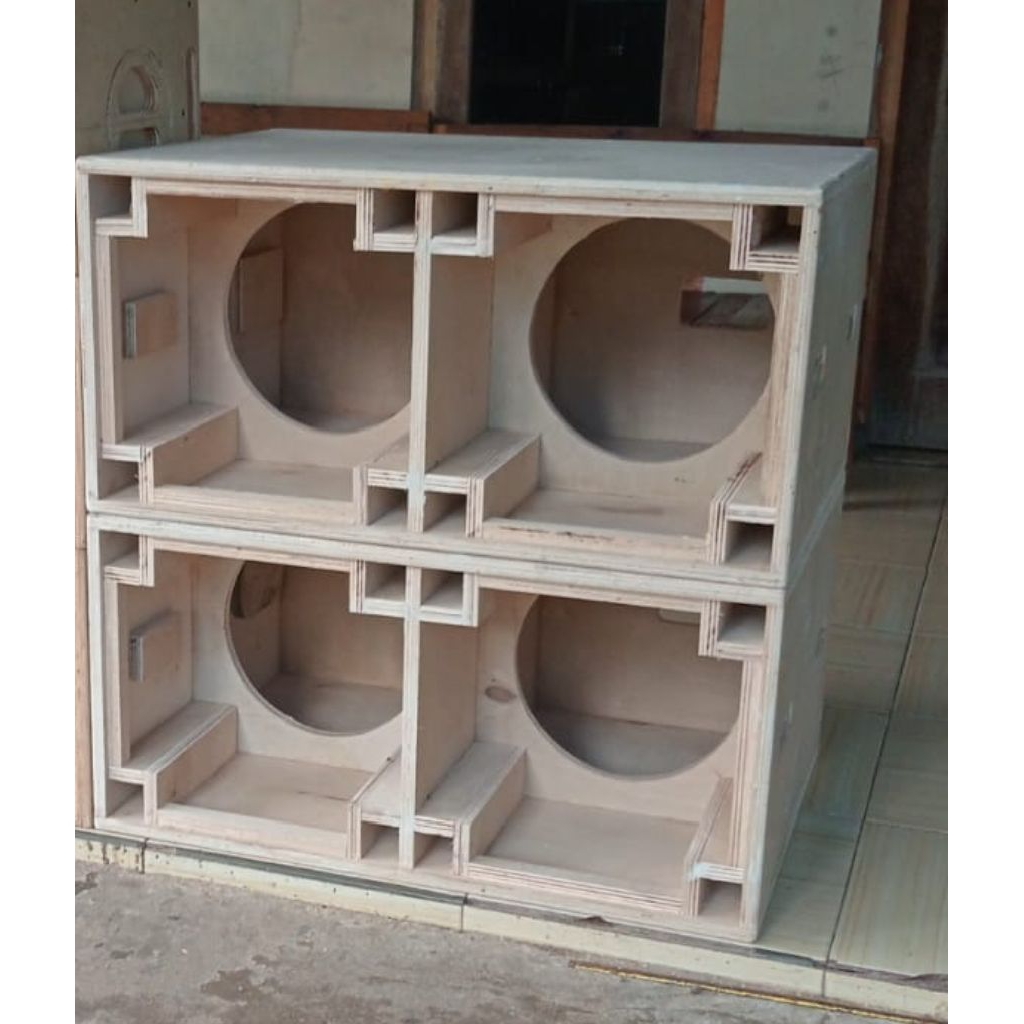 Box speaker 12" double model planar
