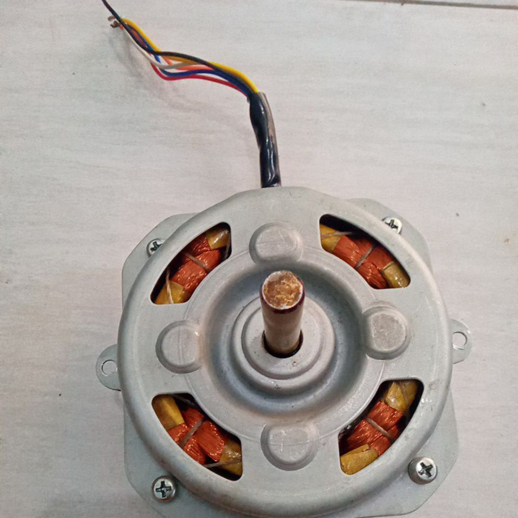 dinamo kipas angin Maspion 20"