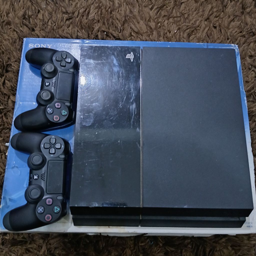PS4 FAT ORI 500GB SERI 10 [215] SECOND / PRELOVED